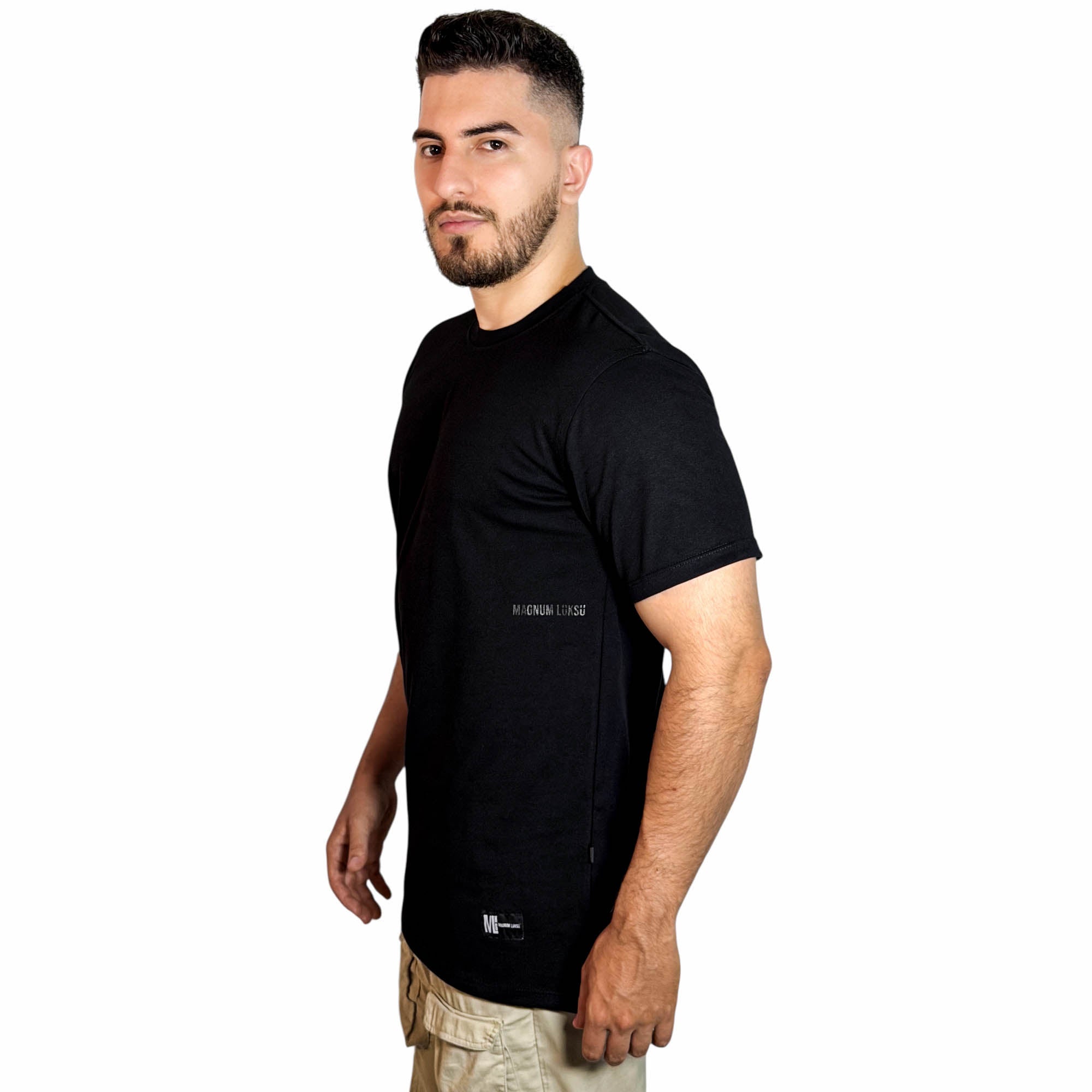 CAMISETA V BLACK TRIBU