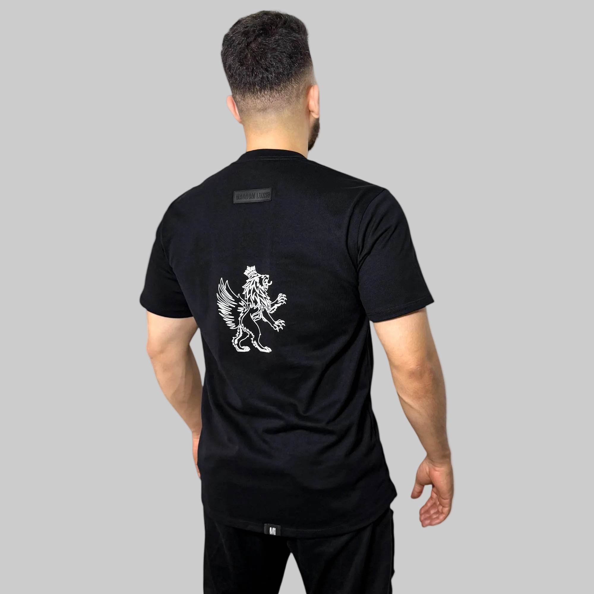 CAMISETA BIG MAGNUM ROYALTY BLACK